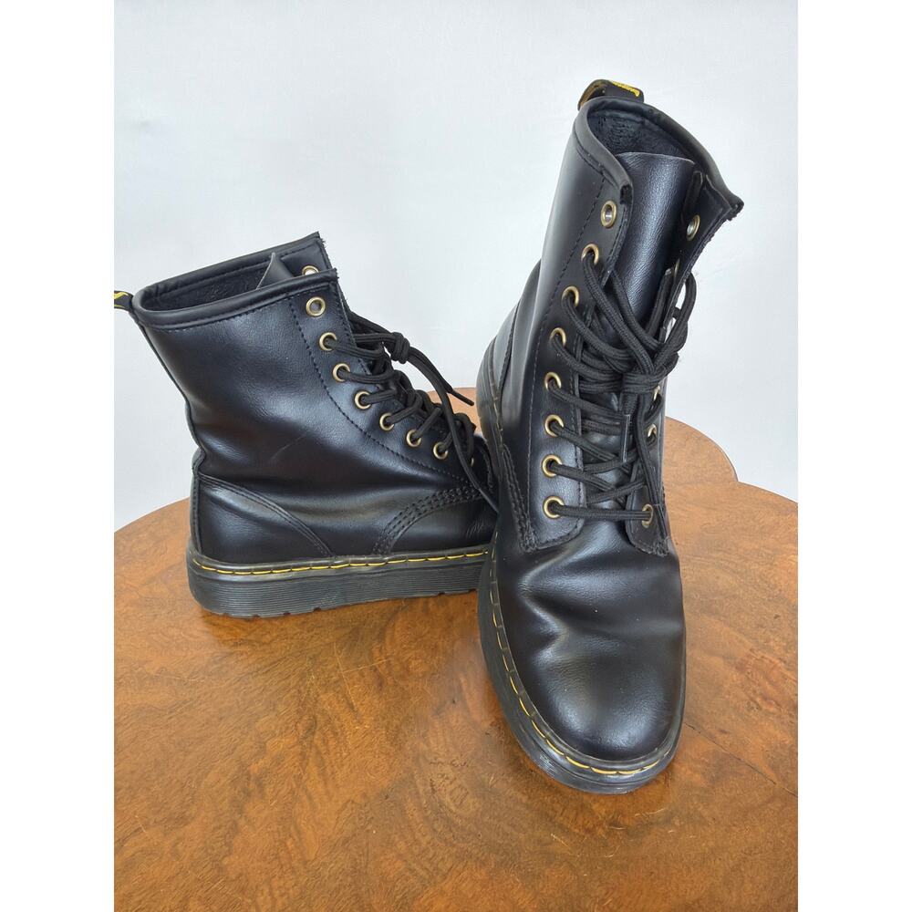 Dr. Martens Black 8-Eye Lace Up Leather Boots Men's 7 Women's 8